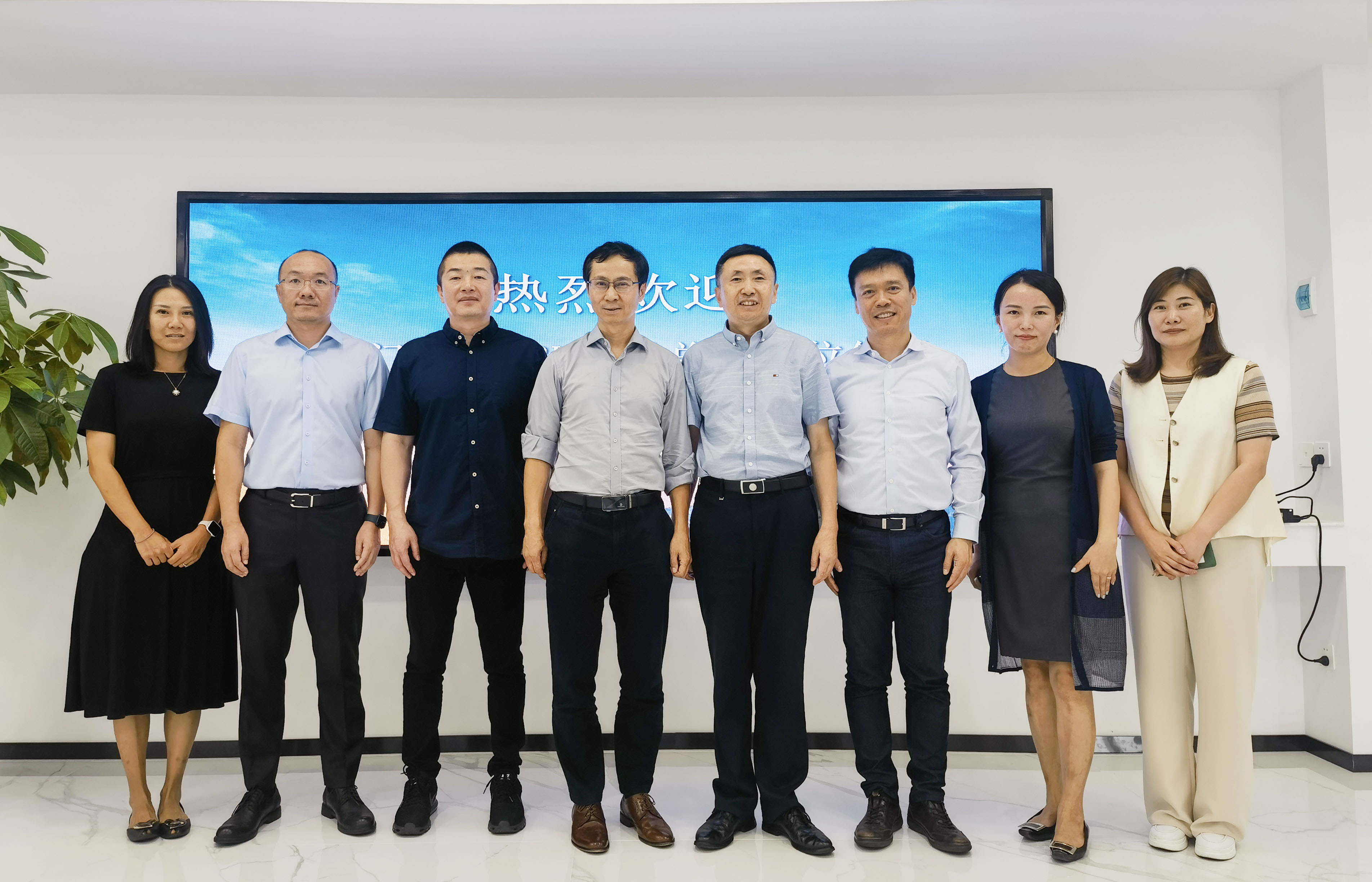 西門子數(shù)字化工業(yè)集團MC BU總經理李雷先生一行蒞臨北京進步公司